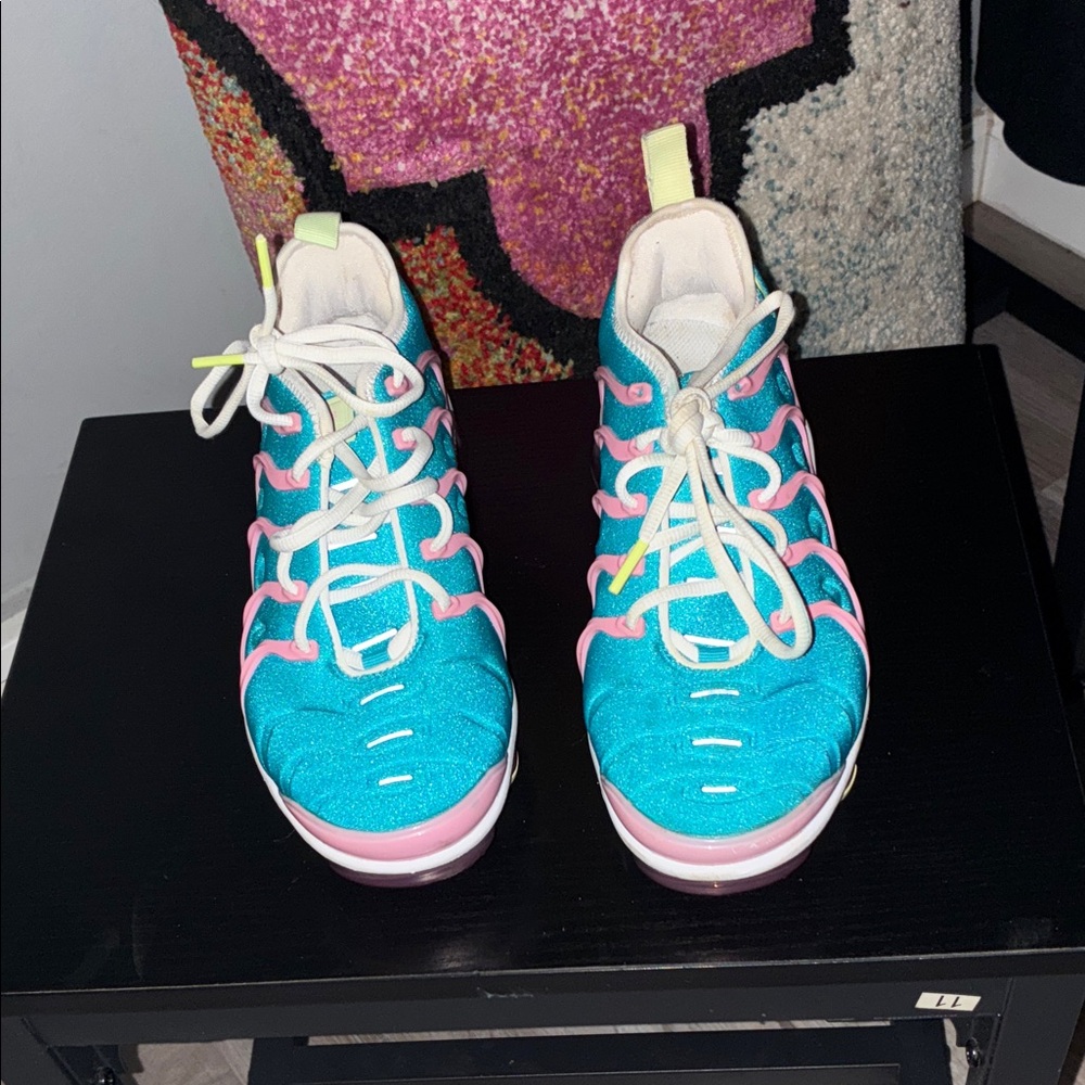 Nike Blue and Pink Women's Sneakers